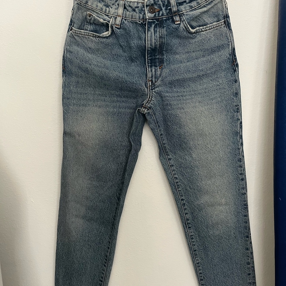 Women’s Blue Jeans